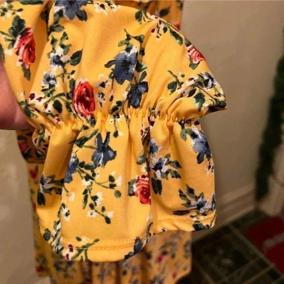 Velvet Torch Los Angeles Smocked Yellow Floral Mini Dress Size M - Picture 9 of 11